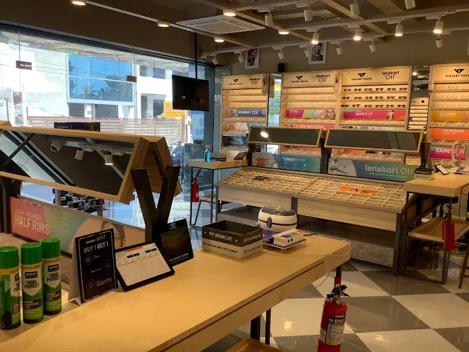 Lenskart.com Flagship Store at Madipakkam Kaiveli